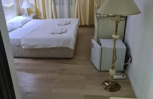 Sector 2 Hotel | Nevis Fundeni