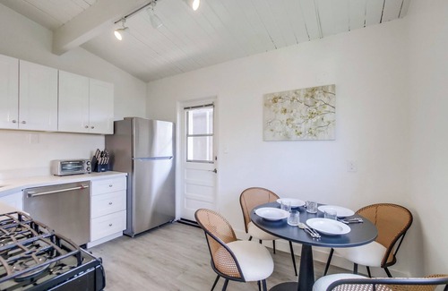 North Clairemont House | NEW 30+ Day RENTAL! Charming 2BD in Clairemont with Yard, BBQ Grill, W/D +Garage!