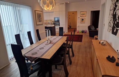 Arbær Apartment | New and beautiful spacious pent-house apartment