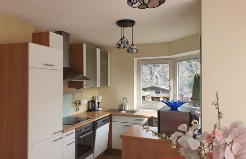 Sautens Apartment | New apartment, 2 bedrooms, big kitchen-cum-living, pets welcome