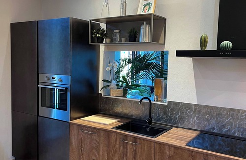 Canzo Apartment | New apartment in the midst of greenery just minutes from Lake Como.