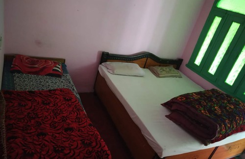 Sitapur Hotel | New Basera Hotel