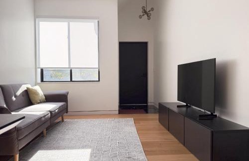 East Flatbush Apartment | New Beautiful Modern One Bedroom Apt in Brooklyn at Rem-Casa
