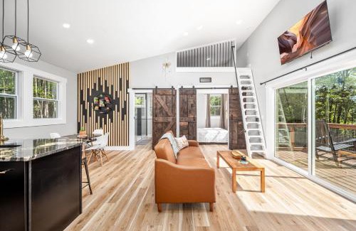 Bynum House | NEW Beehive Tree House Retreat
