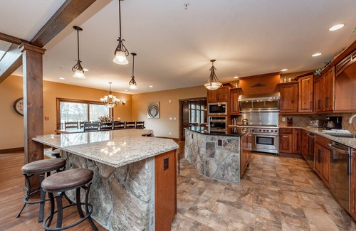 Waterfront Greens House | New! Beyond A Dream: Lakefront, Hot Tub, Pool!