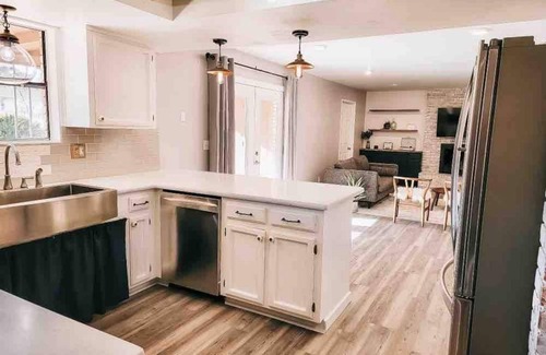 Sierra Vista Southeast Cottage | NEW! Charming 3 bedroom w/spectacular views
