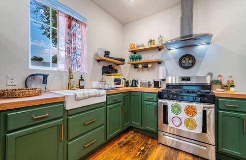 Highland Park House | NEW! Charming Historic Bungalow with Modern Amenities! Close to Riverwalk