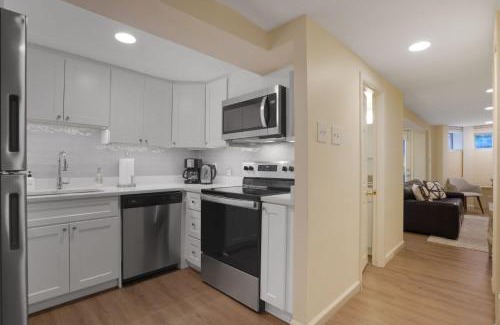 Cardozo Apartment | NEW Classy Dupont-Logan Apt Parking