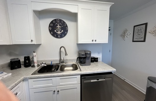 Fort Morgan Condo | New Condo built 2021, Rent 7 day 10% Off. Ocean Front ! 2 BR 2Bath sleeps 6