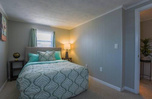 Groton House | New cozy coastal retreat!