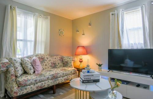 Groton House | New cozy coastal retreat!