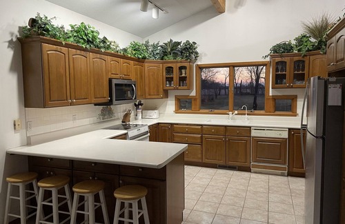 Cordova House | NEW! Cozy home overlooking Mississippi River