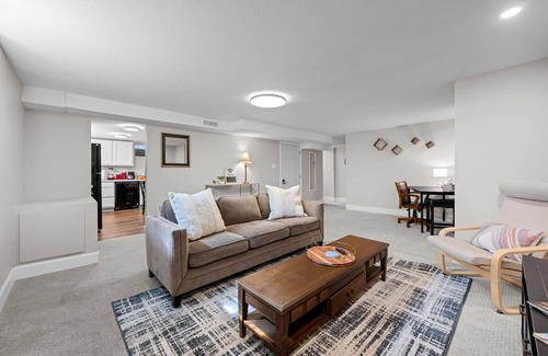 Aurora House | New! Cozy Lower-Level, Pet-friendly Retreat