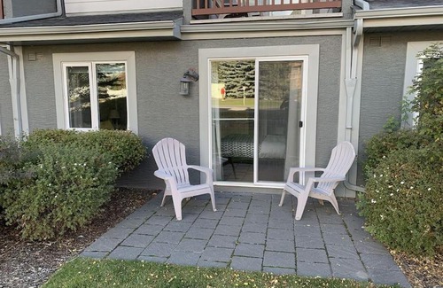 Canmore Apartment | NEW! Cozy Rocky Mountain Chalet managed by Little Sister Getaways