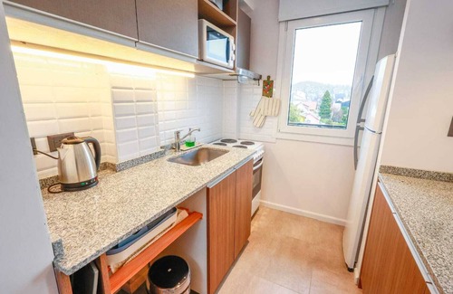 Centro Apartment | New downtown apartment with balcony and lake and mountain view