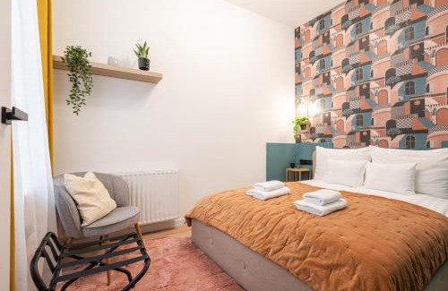Erzsebetvaros Apartment | NEW Downtown Bliss - A Homelike Haven