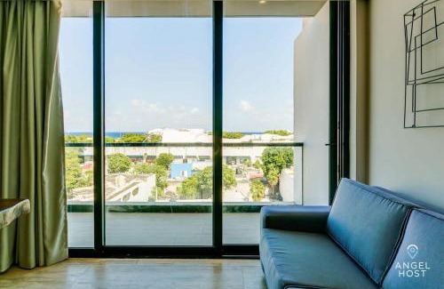 Centro Apartment | NEW Downtown Stay with Oceanview Roof Pool and Gym plus Cafe