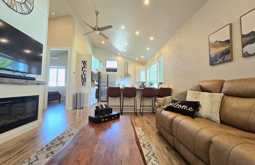Post Falls Apartment | New! EV Charger, Private