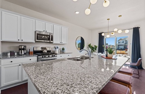 Windsor House | New! Family-friendly Home w/Pool Table, King Beds