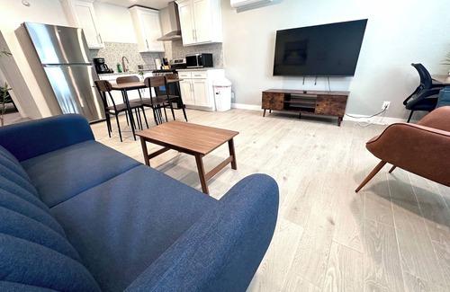 El Paso Apartment | NEW! Fully Remodeled 1 Bed Modern & Spacious