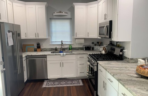 Lincoln House | New home w/EV charging, close to beaches and DE Turf