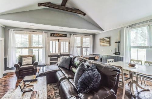 New Hope House | New Hope Bourbon Stop