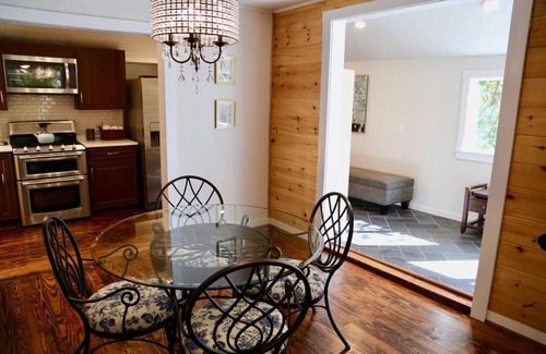 Capon Springs House | New Hot Tub! Next to resort with spa and golf!