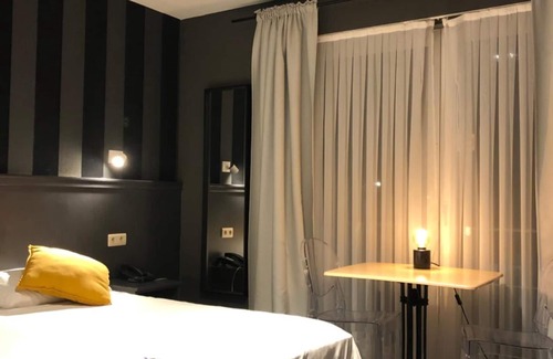 Lives-sur-Meuse Hotel | New Hotel De Lives