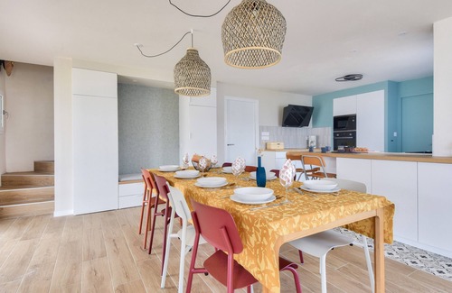 Noirmoutier-en-l'Ile Ski Chalet | New house- 6 adults & 4 children - 350m beach