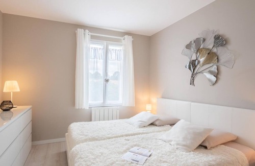 Le Meux Cabin | New house with garden sleeps 8 Compiègne 10 mn