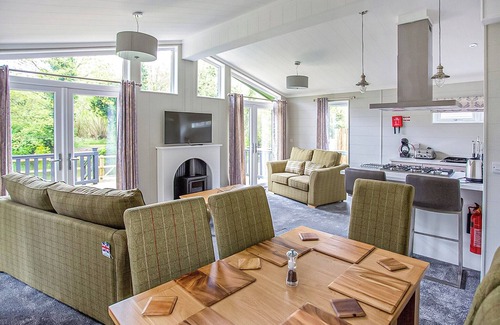 Hoddesdon Ski Chalet | New in 2019 three bedroomed lodge.