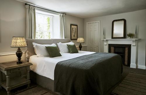 Coln St Aldwyns Hotel | New Inn at Coln