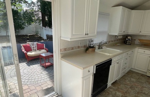 Tenafly House | New Jersey home, close to NY City Fun!