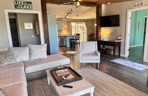 Goreville House | New Lakefront Nature's Way Getaway Lake of Egypt