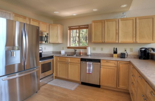 Forest Lakes House | New Listing! Deer Ridge Cabin | Borders BLM | Dog Friendly | Large Deck