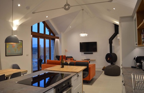 Sennen Cove House | NEW LISTING Stunning new Cornish house with sea views, few minutes walk to beach