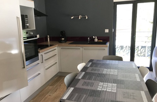 Beaucens Apartment | New luxury apartment ideal for spa guests, cyclists, hikers and skiers