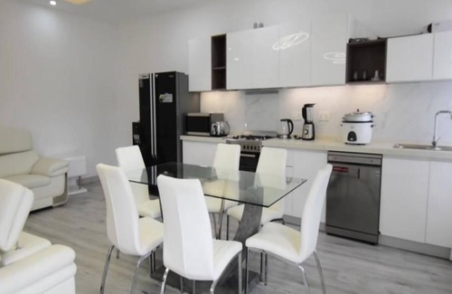 Kigali Apartment | New Luxury Golf Apartment
