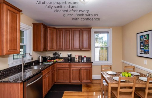 Bryn Mawr House | NEW-Luxury: Mainline Train, Colleges, Hospital