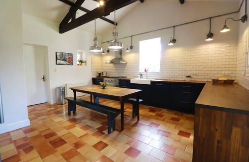 Le Bugue House | *NEW* magnificent stone property with private pool & mature garden
