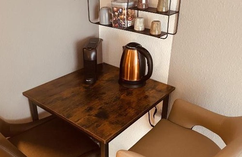 Hartenberg-Munchfeld Apartment | New Modern Apartment City Center 03