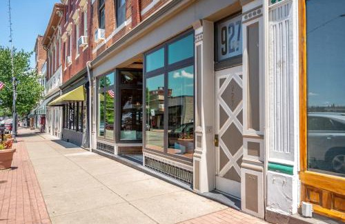 Newport House | New Monmouth Loft 1 - City Chic 1 BDR