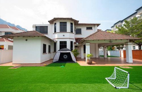 Kampung Alor Akar House | New Muji Villa-NearBeach-PoolTable-Golf-BBQ-Coway