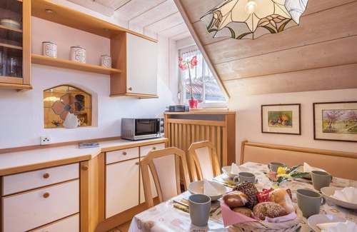 Collalbo Apartment | NEW OPENING Apartment Vigl Lodge with Moutain View & Wi-Fi