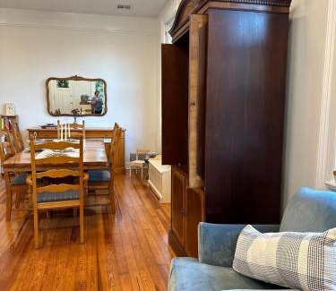 Chalmette Apartment | New Orleans Cottage 2 Bed 1 Bath Carseat Included