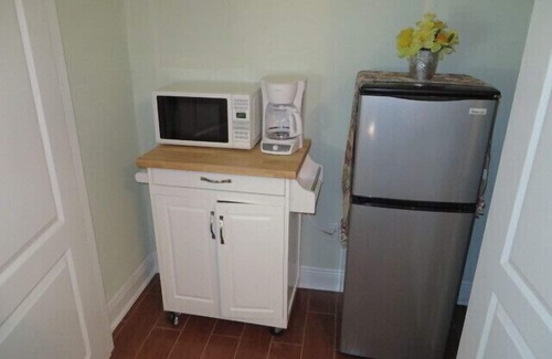 Arabi Apartment | New Orleans Patio Apartment, 3.5 miles to the French Quarter