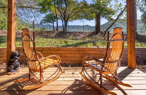 Robbinsville House | *New Owner Special* Cozy Cabin with mountain views