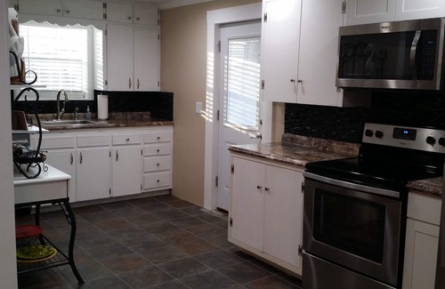 Copeland Cottage | New "Pelican Cottage" on Grand Lake!