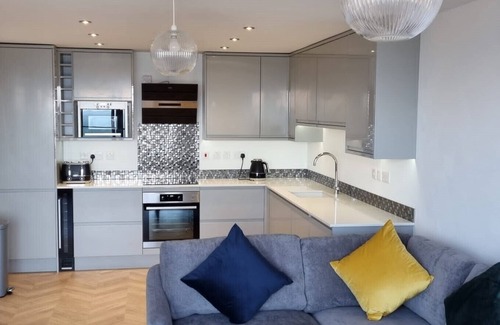 Penmaenmawr Apartment | New penthouse apartment with stunning sea views