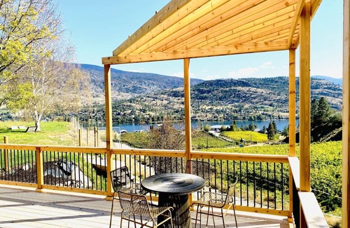 Okanagan-Similkameen Cabin | New! Renovated Pickers Cabin with beautiful views !